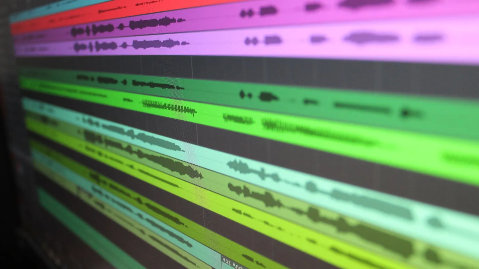 Colorful audio spectrum and EQ level meters
